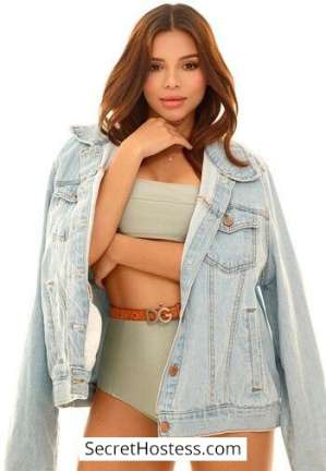 20 year old Escort in London Luma, Dolls and Roses Agency