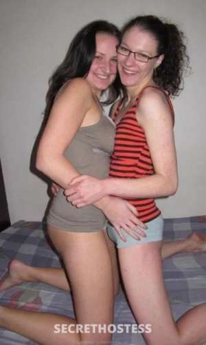2 Australian Babes - NO LIMITS - CHEAP AS - TOTAL SLUTS,  in Adelaide