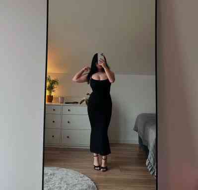 24 year old British Escort in Southend-On-Sea I'm down to fuck and massage to meet up on telegram