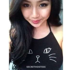 28 year old Escort in Singapore Independent Charming Escort Jenn Full Service