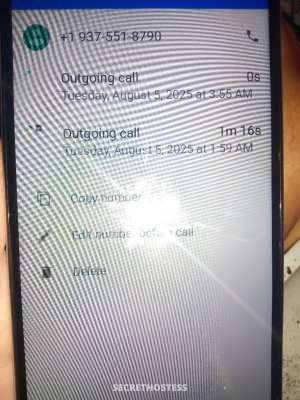 41 year old American Escort in Dayton OH so yall lil boys gotta rob lil woman at gunpoint for nothing