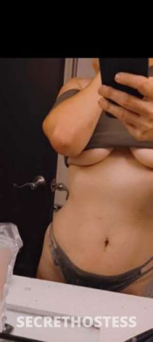 Michelle 33Yrs Old Escort Image - 3