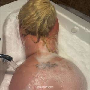 21 year old Escort in Martinsburg WV sexy kurvy kiann ready to have some fun im available now 