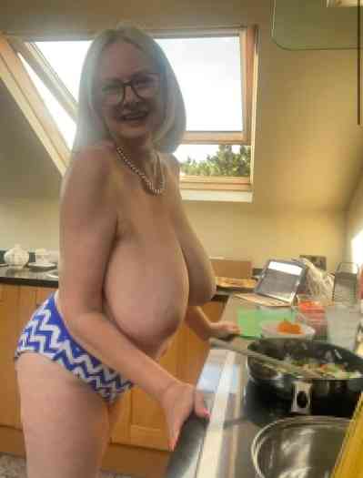 33Yrs Old Escort Spring Hill FL Image - 0