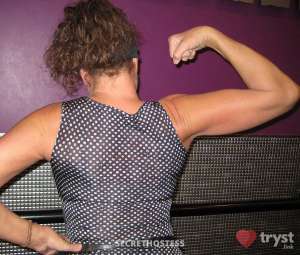 CandiO the Cougar - Very Talented 50 year old Escort in Hickory NC