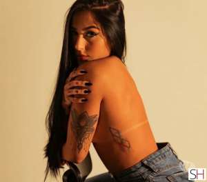 20Yrs Old Escort Image - 10