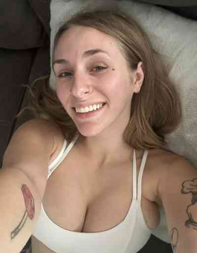 27 year old Escort in El Mirage AZ 🤤hello i offer massage,DTF😍😍Text me via xxxx-xxx-