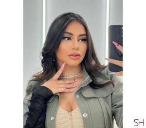 22 year old Brazilian Escort in Bristol Contact Ads As Normal, Independent