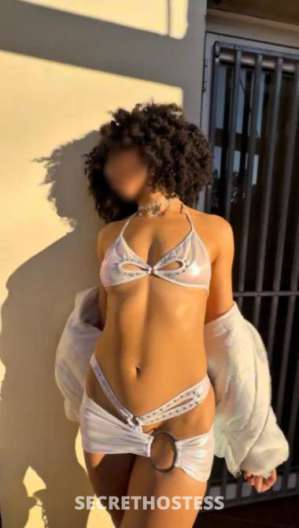 27 year old Escort in Canberra Sienna - Fit, Flexible &amp; Flirty Caramel beauty - 
