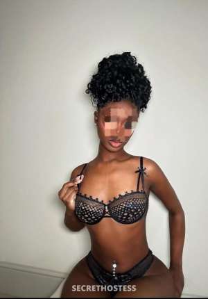 20 year old Latino Escort in Kolkata Candy, escort