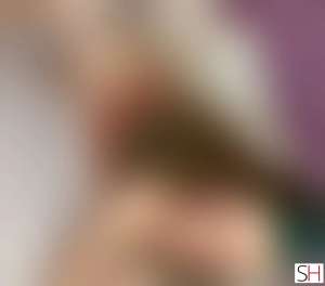 21 year old Escort in Slough Jennyfer new girl in Slough!, Independent