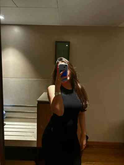 21 year old Asian Escort in Lahore Independent Best Service