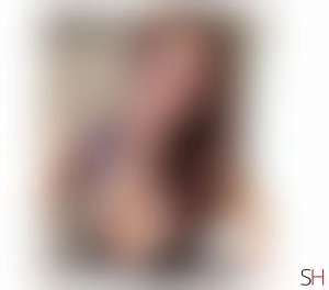 23 year old Asian Escort in Chesterfield Derbyshire Contact Ads As Normal, Independent