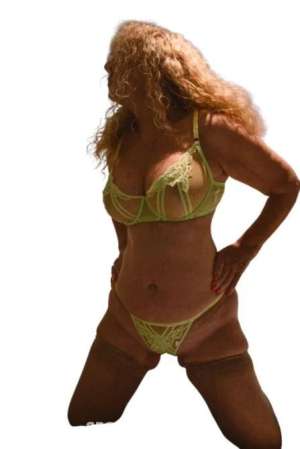 63 year old Escort in Warrnambool Back in Oct at Warrnambool.Mature Classy Attractive Slim 