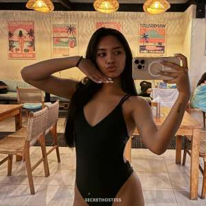 23 year old Asian Escort in Dubai Selina, escort