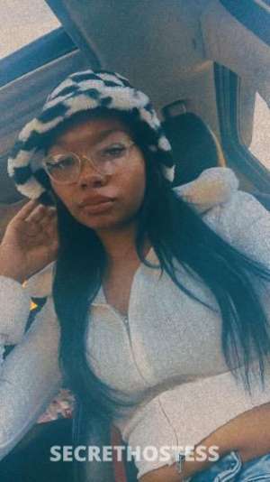 28 year old Escort in Fayetteville AR Cookie Mama