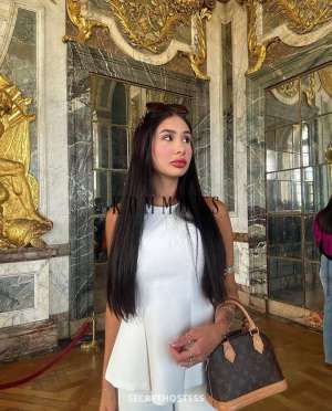 24 year old Escort in Bristol Very friendly and i love to have good experiences and 