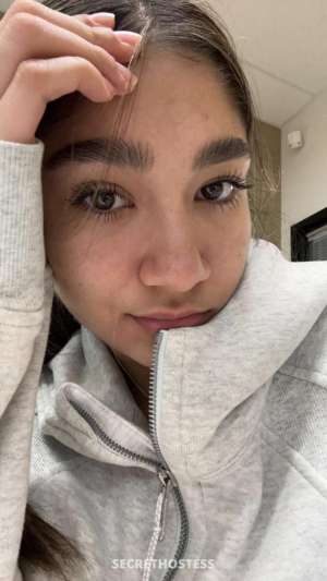 23 year old Caucasian Escort in Marquette MI Full service massage