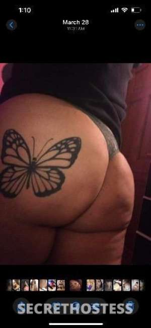 23 year old Escort in Meadville PA Slim Thick RedBone Or 2 Girl Special