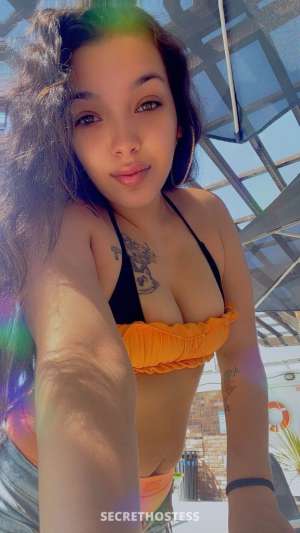 22 year old Escort in Humboldt County CA Sexy Classy Curvy Rose Cum Fullfill Your Deepest Fantasy s