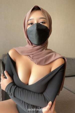 22 year old Malaysian Escort in Subang Jaya Dayana