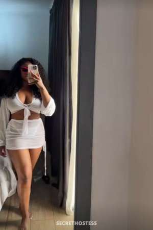 23 year old Escort in Lomé Debbie, escort