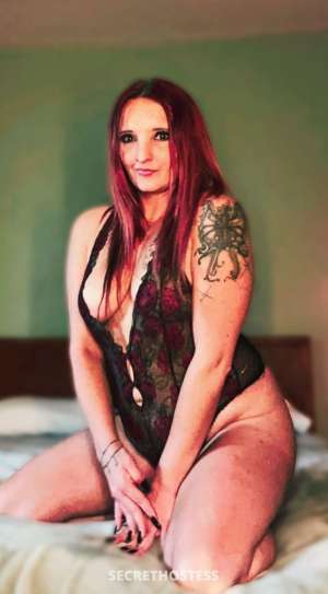 Red 35Yrs Old Escort Everett WA Image - 1