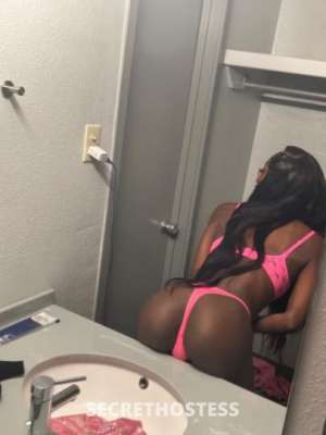 Slim 21Yrs Old Escort Image - 3