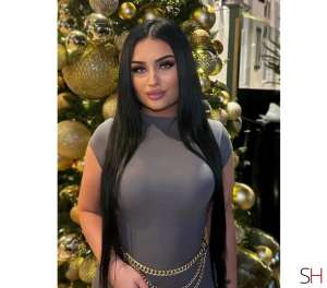 25 year old Latino Escort in Brighton East Sussex Contact Ads As Normal, Independent