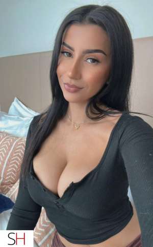 28 year old Asian Escort in Laval rencontres sexuelle