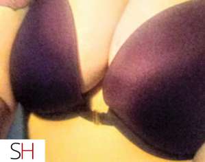 40 year old Caucasian Escort in Trenton Candy Your Companion for Every Adventure