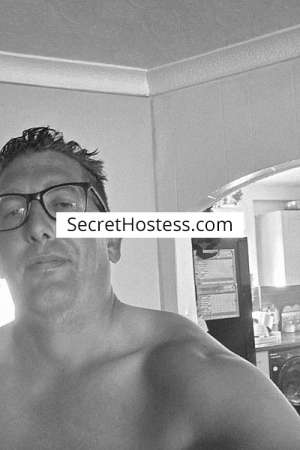 Brad 37Yrs Old British Escort Brunette 101KG 185CM Tall 37 year old Escort in Doncaster
