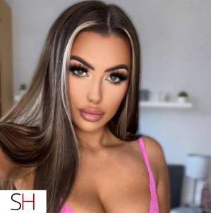 24 year old Caucasian Escort in Mascouche Escorte à Mascouche &amp; les environs