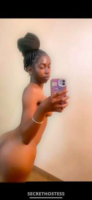 24Yrs Old Escort Milwaukee WI Image - 2