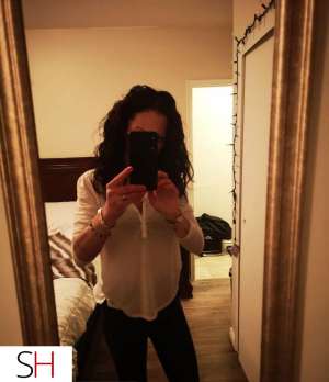 35Yrs Old Escort Kitchener Image - 6