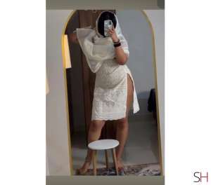 23 year old Pakistani Escort in Slough New Pakistani karachi in ur town real, Independent