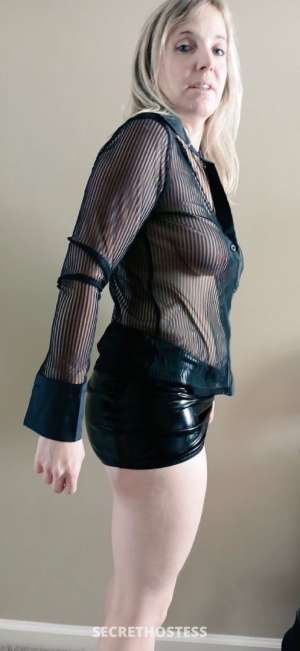 31 year old Caucasian Escort in Chambersburg PA LOOKING STRESSED &amp; WORN OUT ? LET ME RELIEVE YOU 