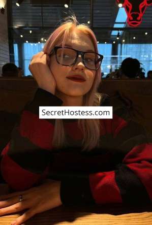 18 year old Caucasian Escort in Como Lake Liza, Agency