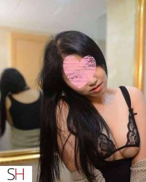 22 year old Asian Escort in Tricities/Pitt/Maple new taiwanese available Port coq
