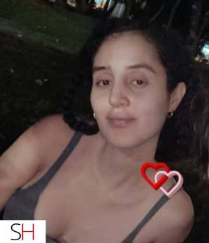 22 year old Indian Escort in Ottawa Indian Girl Available for you