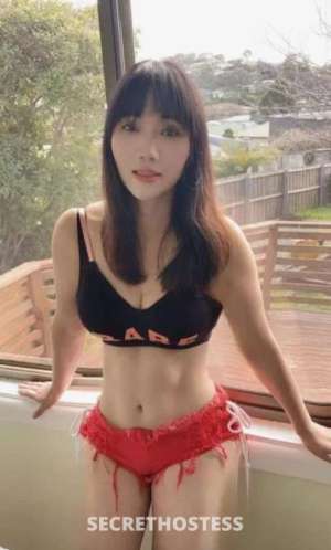 28 year old Asian Escort in Hobart Glenorchy Super Sweet Sunny with New Susan Double Available