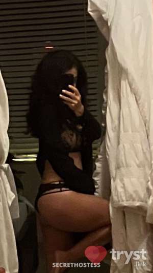 40 year old White Escort in Riverview FL Emerson - Greetings