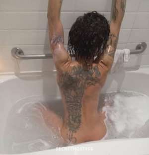 30 year old Escort in Milton Lets get it on