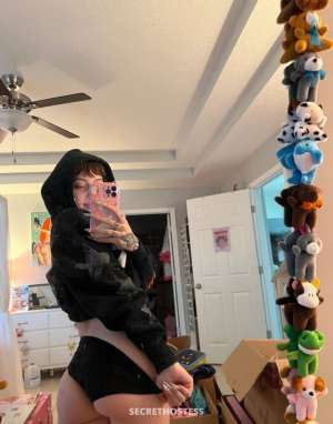 28 year old Escort in Columbia-Jeff City MO I‘m available ,.Horny lady looking for Daddy