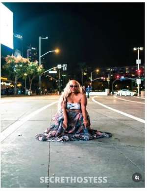 20 year old Escort in Los Angeles CA Blow job and greek specials ! stars best deals