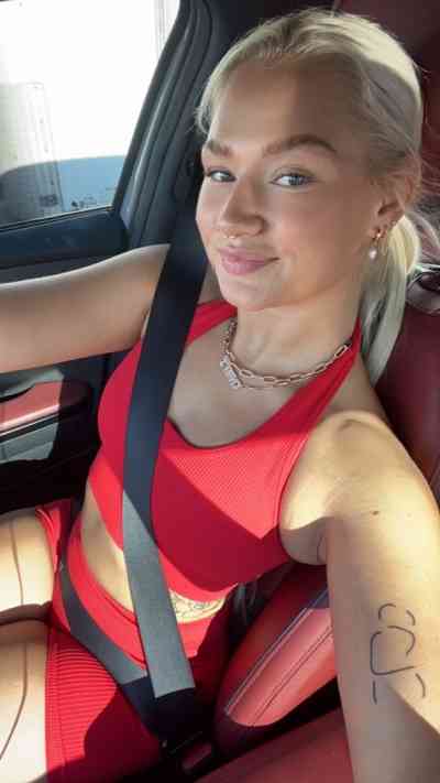 29 year old Escort in Barry I'm available for sex and discreet fun no upfront 