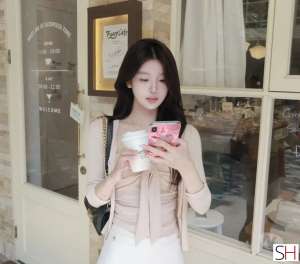 22 year old Asian Escort in Scotland Edinburgh .NEW Petite .Edinburghxxxx-xxx-xxx, Agency