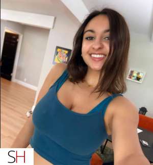 29 year old Caucasian Escort in Labrador City Available for both in/out call services