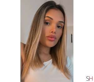 27 year old Latino Escort in Mansfield Lincoln 🌹 Lorena – Tall, Slim &amp; Sensual Brown Skin