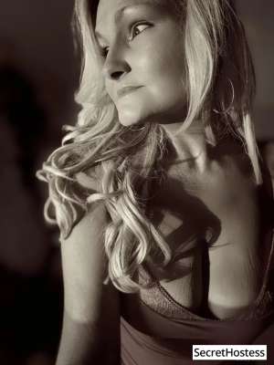 30 year old Escort in Oklahoma City OK Escort model Tori Shine ️, Oklahoma City